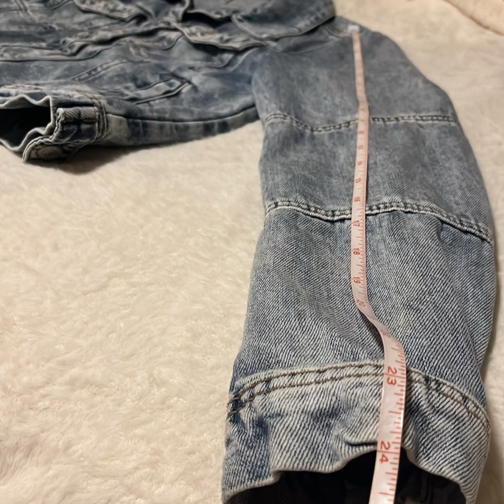 Free People We the Free Rumors Jacket Light Indigo Blue Denim Size Medium - Picture 15 of 16